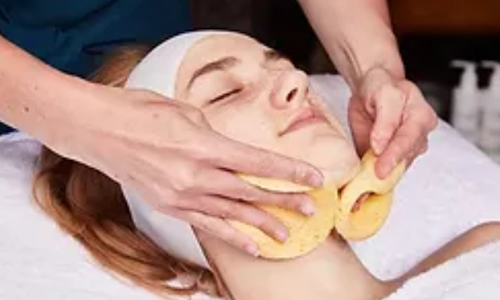 Eve Taylor Clear and Clarify Facial Facial Treatment Glasgow